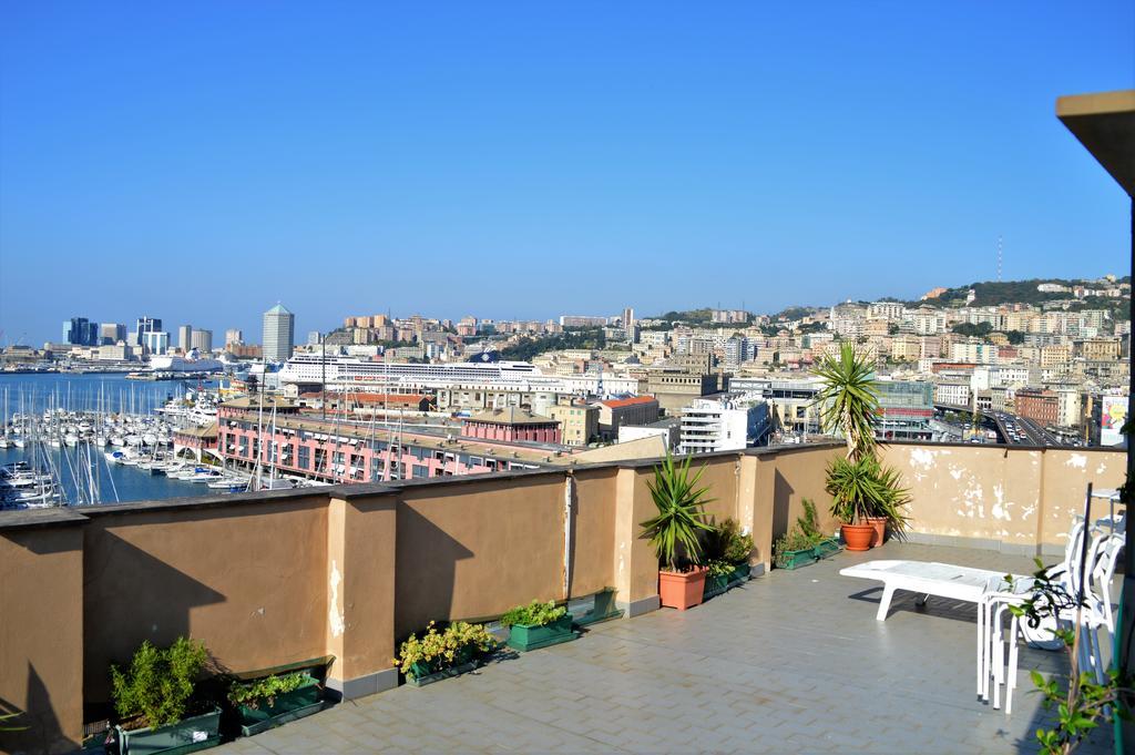Sunflower Apartment With Private Terrace And Lift Genoa Exterior photo