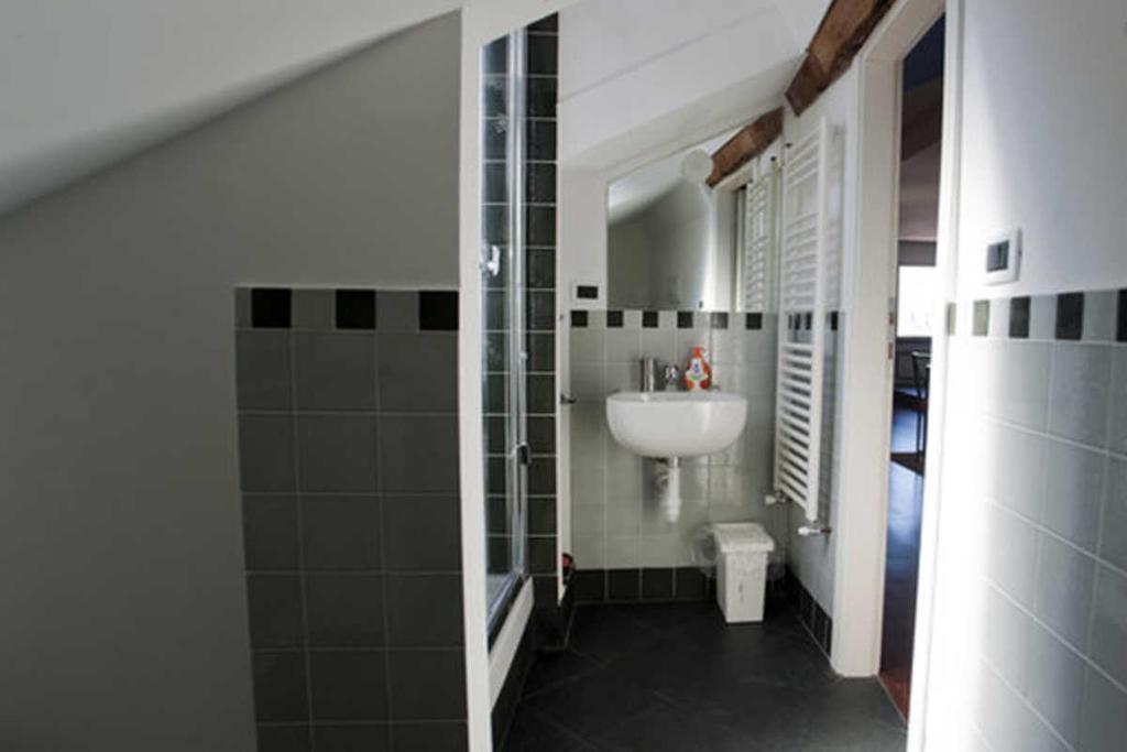 Sunflower Apartment With Private Terrace And Lift Genoa Exterior photo